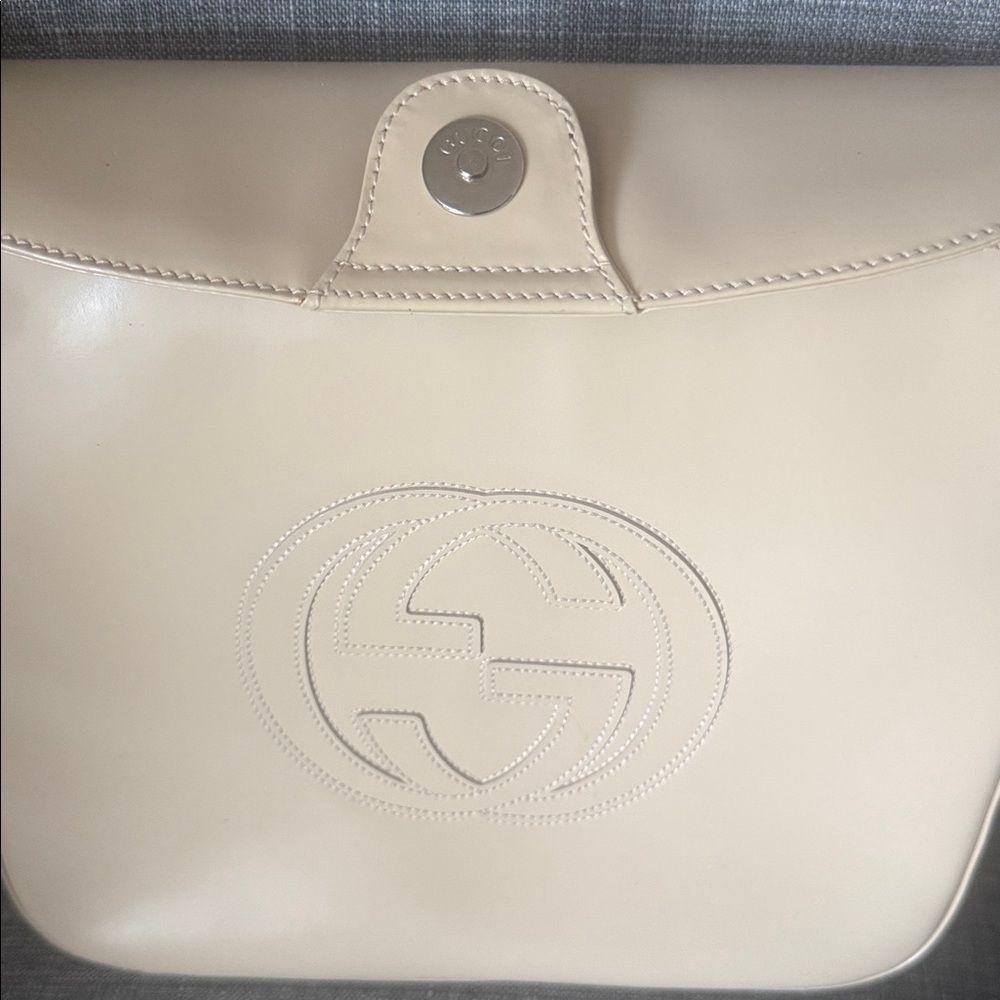 Gucci Authentic Cream Shoulder Bag (1990s Vintage) w/COA-Good Condition - Picture 9 of 13